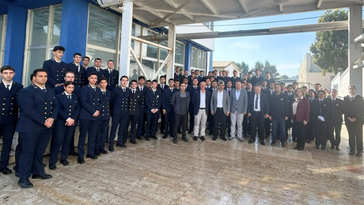 Meslek y&uuml;ksekokullarının gelecek vizyonu değerlendirildi