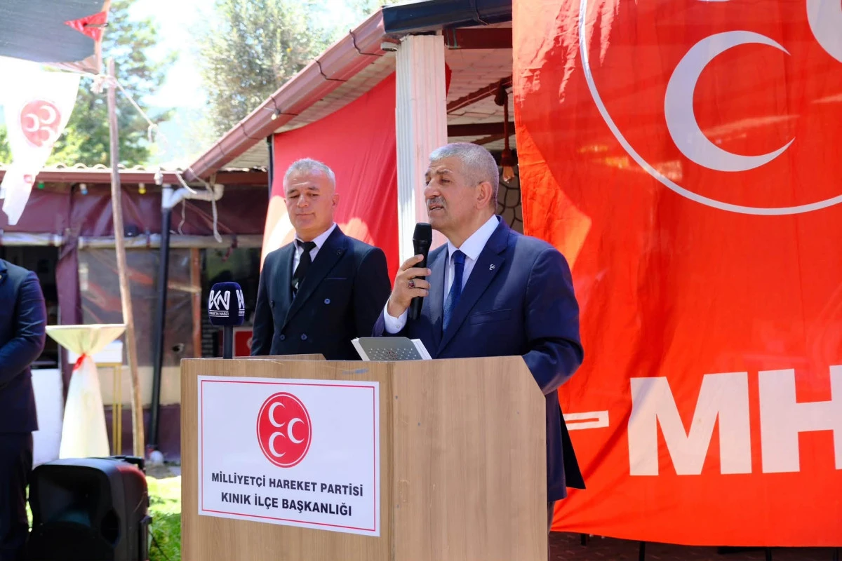 MHP İZMİR OTUZ İL&Ccedil;E KONGRESİNİ TAMAMLADI