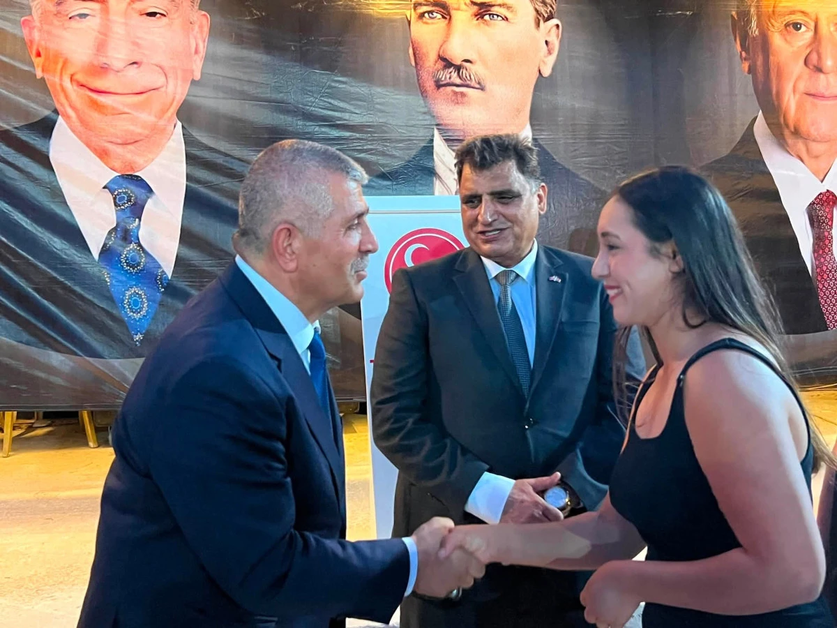  MHP İzmir'e B&uuml;y&uuml;k katılım, Diyarbakırlılar MHP'de