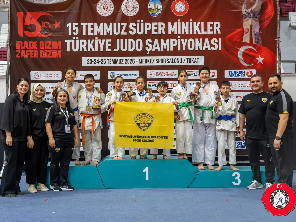 MİNİK JUDOCULARIMIZDAN T&Uuml;RKİYE ŞAMPİYONASI&rsquo;NDA 8 MADALYA BİRDEN