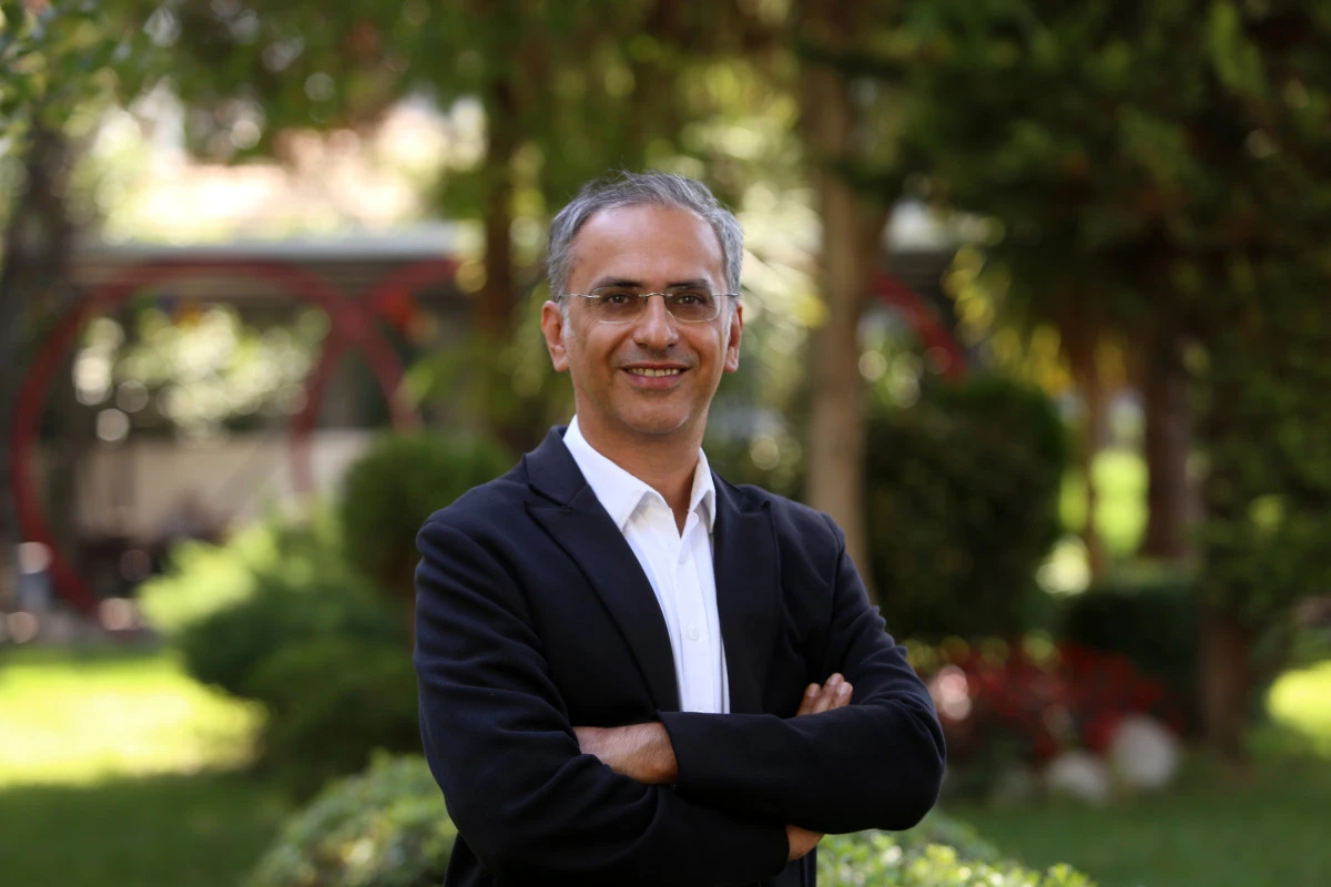 Ne eğitimde ne işte, gen&ccedil;ler neden evde?