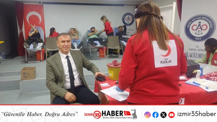 Öğretmen ve veliler kan vererek birbirimize candan bağlıyız dedi