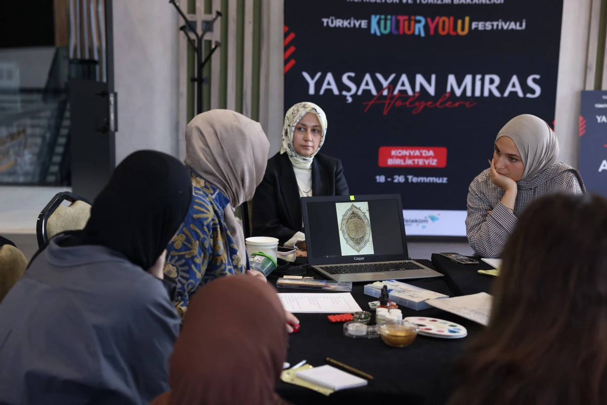 OK&Ccedil;ULUKTAN H&Uuml;SN-İ HATA GELENEKSEL SANATLAR KONYA K&Uuml;LT&Uuml;R YOLU FESTİVALİ&rsquo;NDE