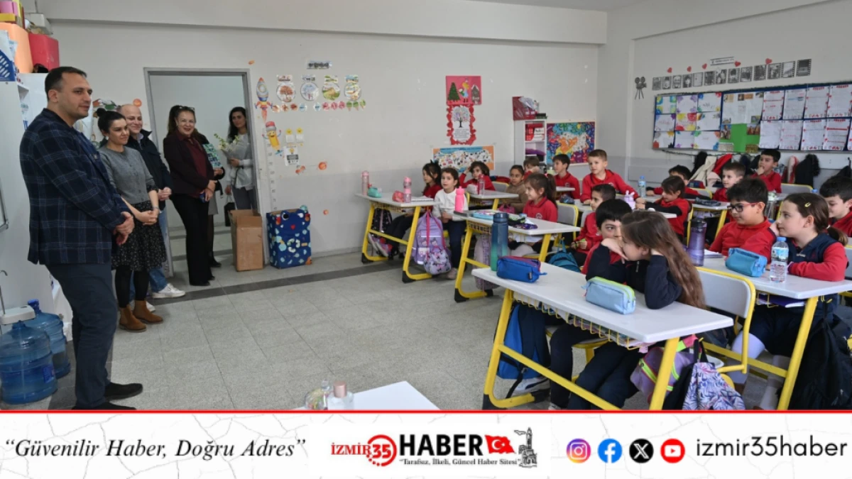 &Ouml;mer Eşki Hayat Bilgisi dersinde yerel y&ouml;netimleri anlattı