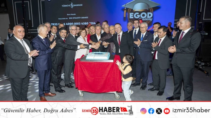 Otomotivcilerden 29 Ekim’e yakışan kutlama