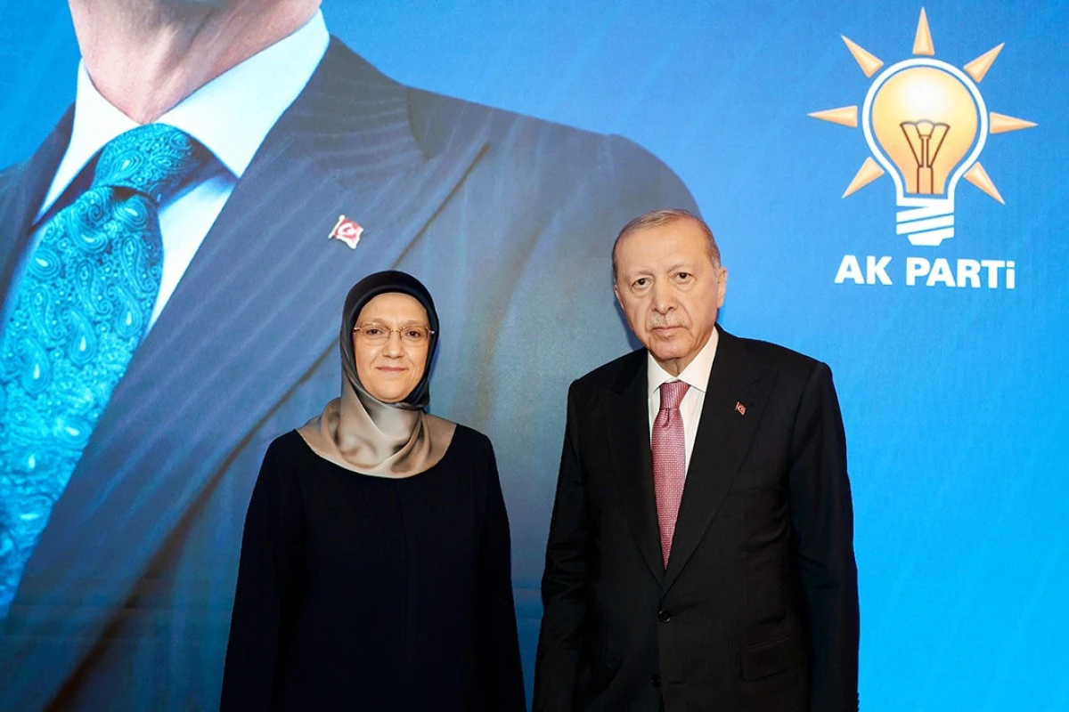 Rekt&ouml;r&uuml;m&uuml;z Prof. Dr. Rana Kibar Cumhurbaşkanımız Sayın Recep Tayyip Erdoğan ile Bir Araya Geldi