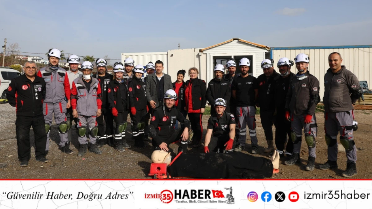 Seferihisar Arama Kurtarma ekibi afetlere karşı hazırlıklarını aralıksız s&uuml;rd&uuml;r&uuml;yor