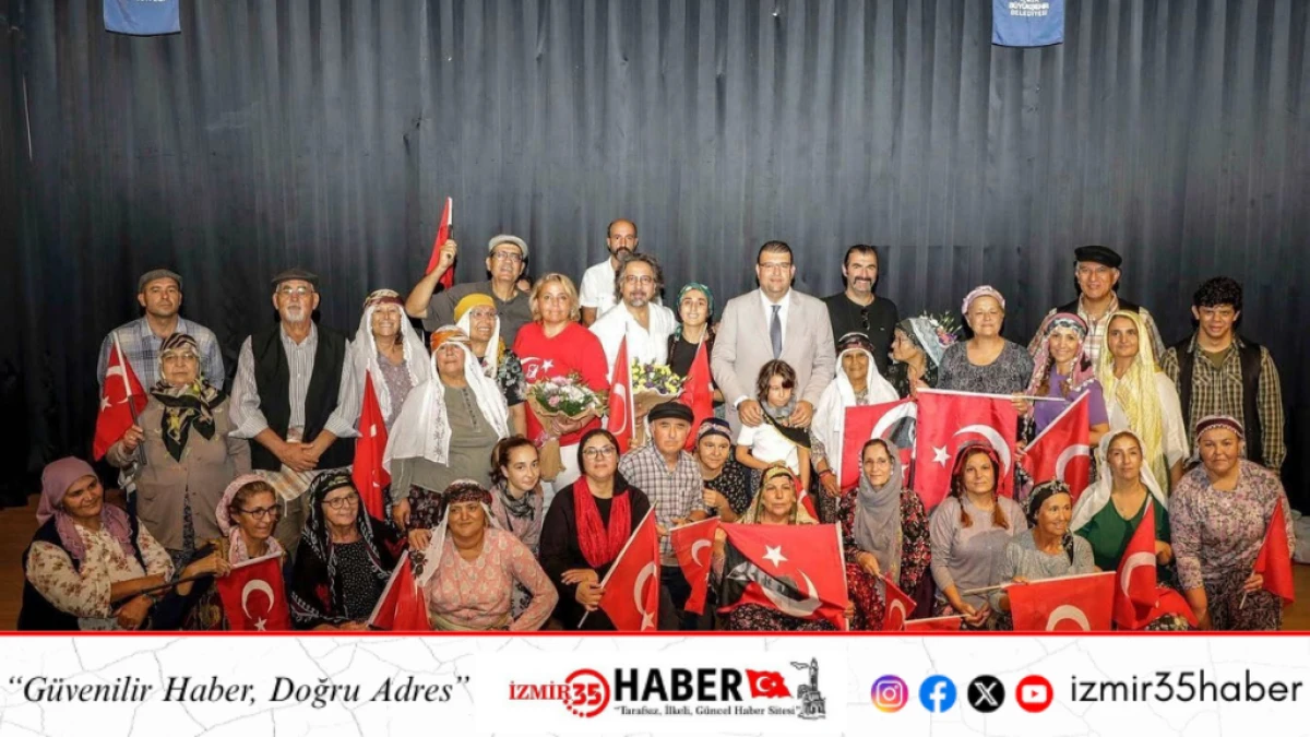  Seferihisar'da D&uuml;nya Tiyatro G&uuml;n&uuml; coşkusu