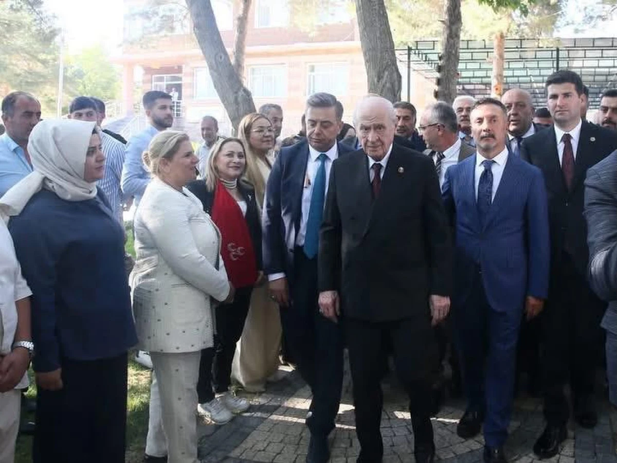 Şehnaz G&uuml;vendik Arık, Malazgirt Zaferi&rsquo;nin 955. Yıl D&ouml;n&uuml;m&uuml; Etkinliklerine Katıldı