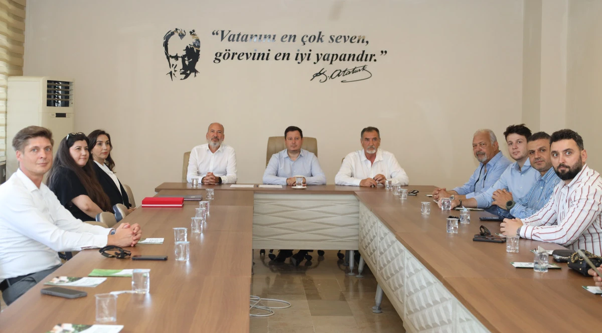 Tarım ihracat&ccedil;ıları, tarım ila&ccedil;larının ambalajlarını 3 ilde 48 istasyonda topluyorlar