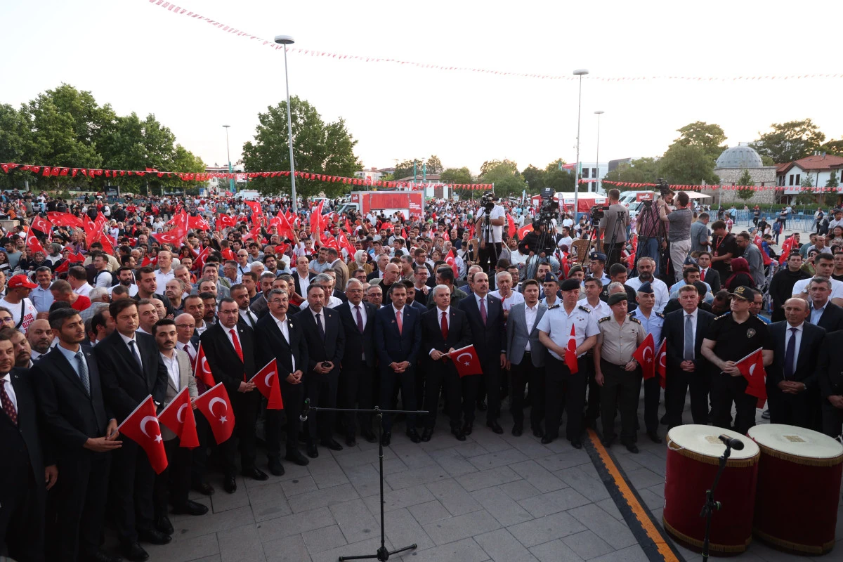 TEHDİTLER SAVURAN T&Uuml;M ZALİM ODAKLAR; 15 TEMMUZ DESTANINI İYİ OKUMALIDIR