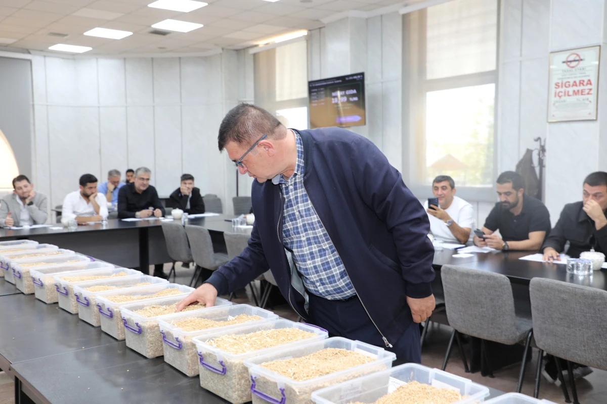 TİGEM&rsquo;İN 15 BİN TONU AŞAN BUĞDAY VE NOHUT İHALELERİ GTB&rsquo;DE GER&Ccedil;EKLEŞTİRİLDİ
