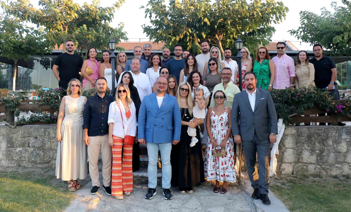 T&Uuml;GİAD Ege Şubesi&rsquo;nden &Ccedil;eşme Sakızına Destek