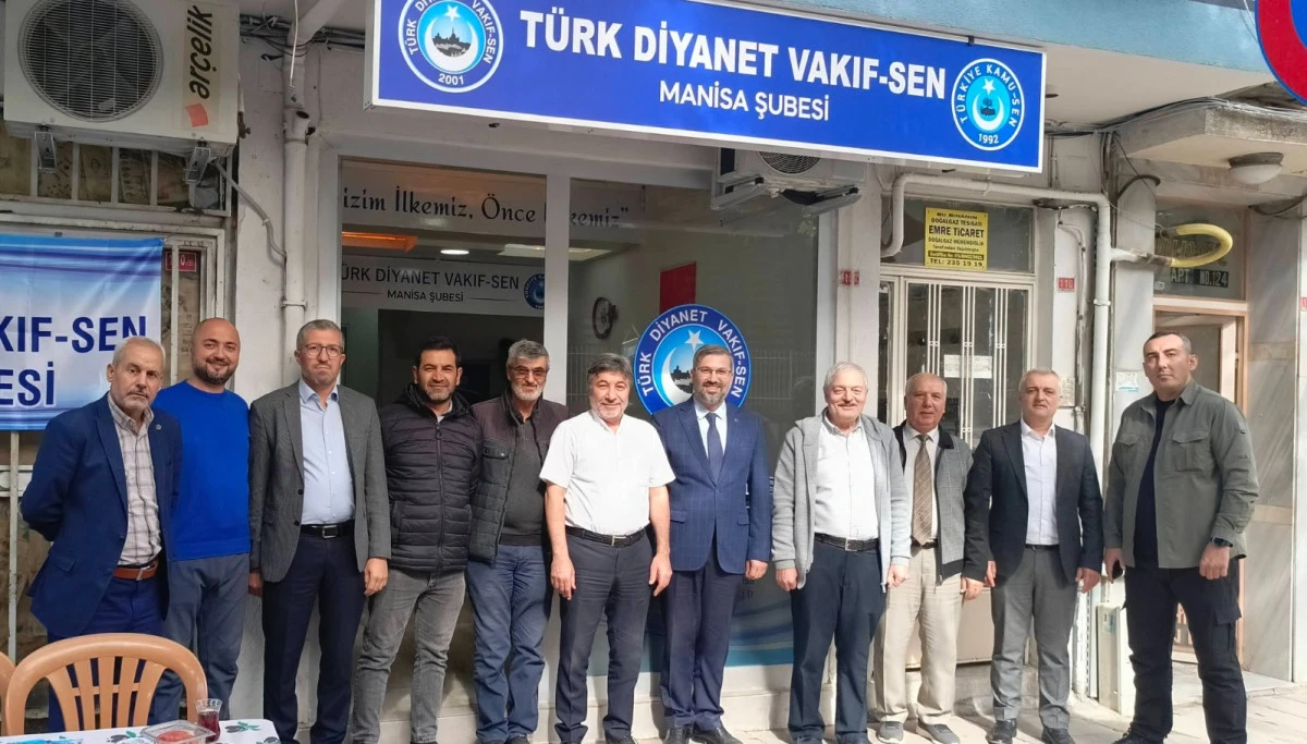 T&uuml;rk Diyanet Vakıf-Sen Manisa Şubesi&rsquo;nde İstişare Buluşması