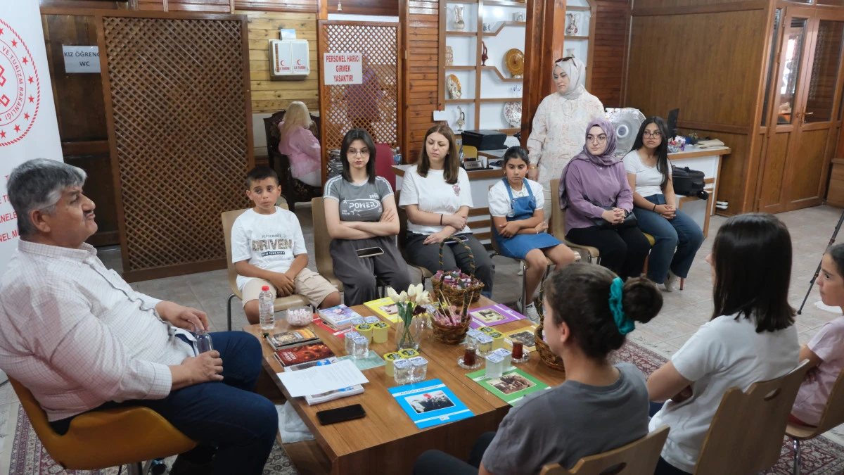 T&Uuml;RK HAT SANATININ İNCELİKLERİ FESTİVAL KAPSAMINDA NEVŞEHİR&rsquo;DE ANLATILDI