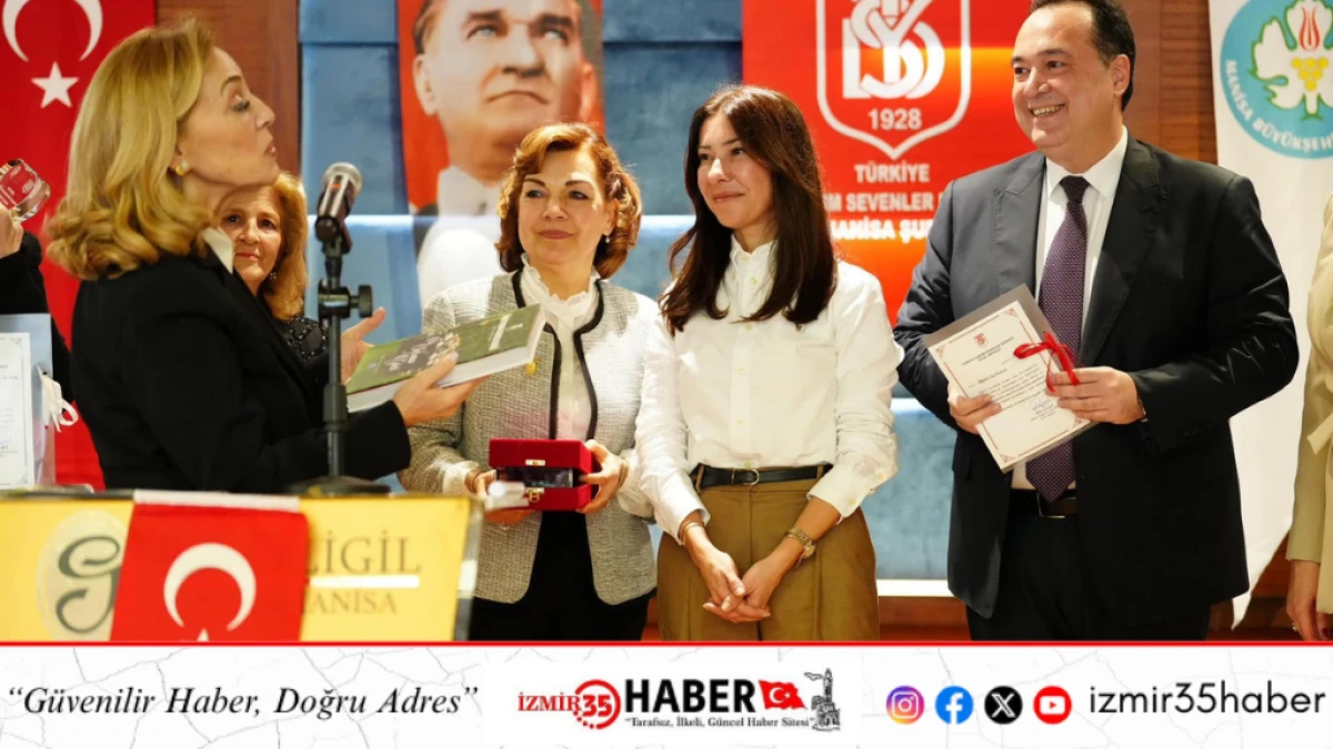 T&uuml;rkiye Yandım Sevenler Derneği kuruluşunun 98. Yıld&ouml;n&uuml;m&uuml;n&uuml; kutladı. 