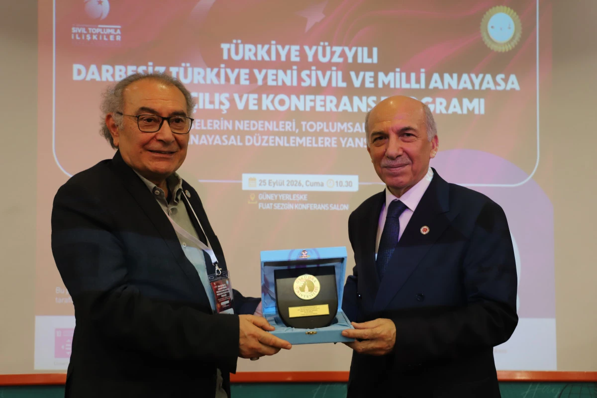 T&uuml;rkiye Y&uuml;zyılı: Darbesiz T&uuml;rkiye, Yeni Sivil ve Milli Anayasa İnşa Projesi konferansı