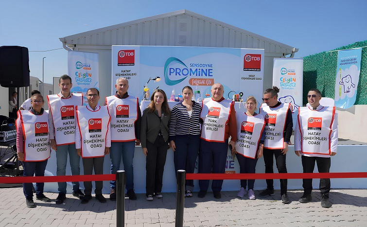 Türkiye'de Her 10 Çocuktan 7'sinde Diş Çürüğü Görülüyor