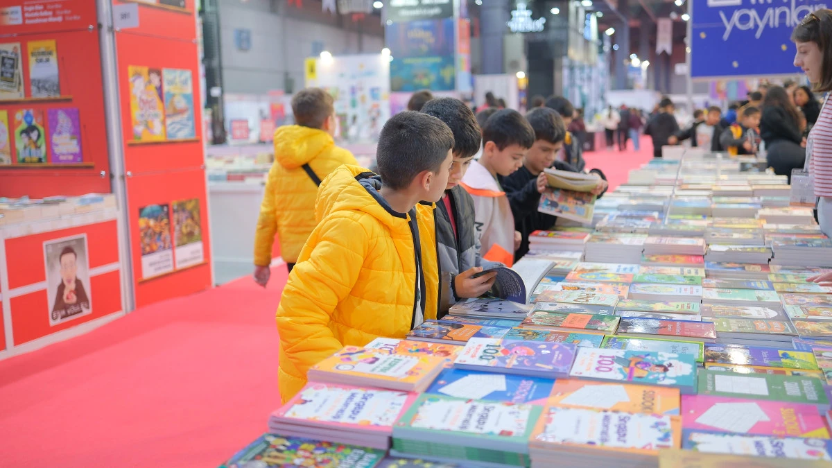 T&uuml;yap Denizli Kitap Fuarı Kapılarını A&ccedil;tı
