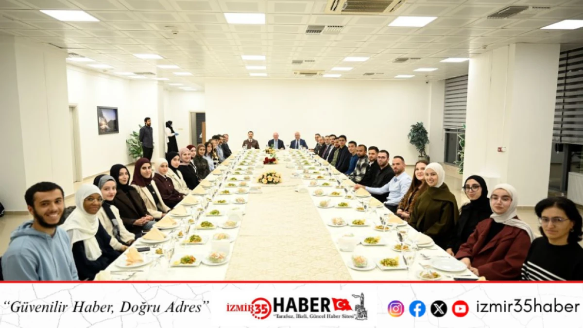 Uşak Üniversitesi Rektörü Prof. Dr. Savaş, Filistinli Öğrencilerle Buluştu