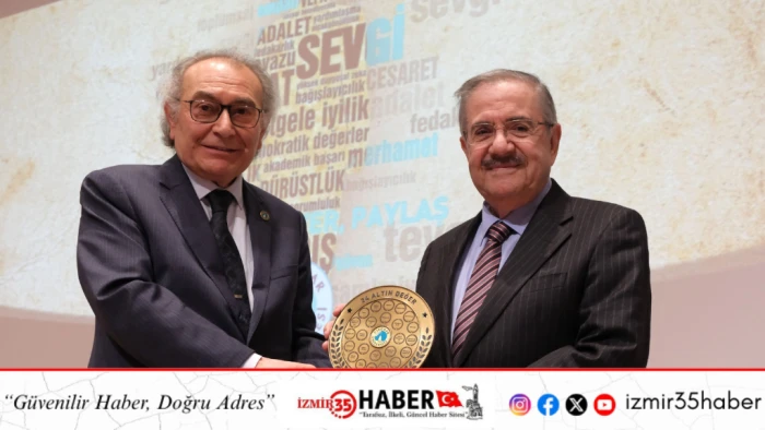 &Uuml;sk&uuml;dar &Uuml;niversitesi 11. Y&uuml;ksek İnsan&icirc; Değerler &Ouml;d&uuml;lleri Sahiplerini Buldu