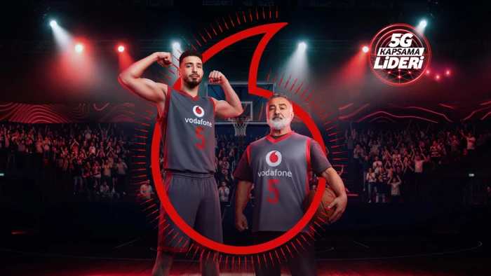 VODAFONE&rsquo;UN 5G KAPSAMA REKLAMINDA MİLLİ BASKETBOLCU ALPEREN ŞENG&Uuml;N OYNADI