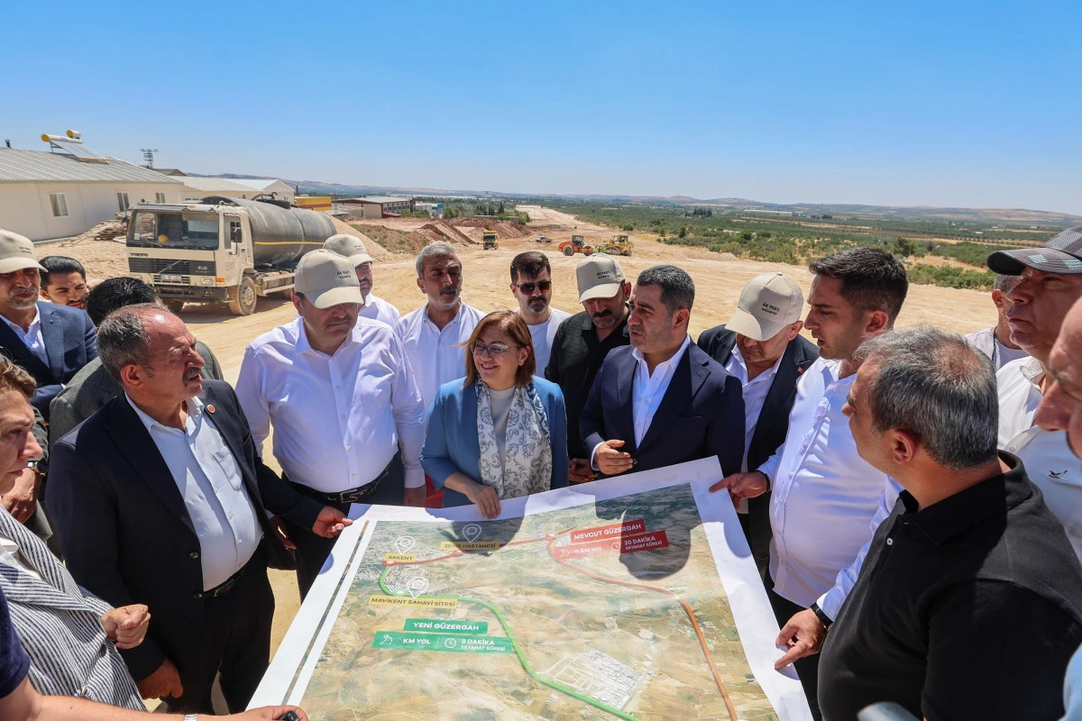 YOL &Ccedil;ALIŞMALARINDA Y&Uuml;ZDE 35 TAMAMLANDI