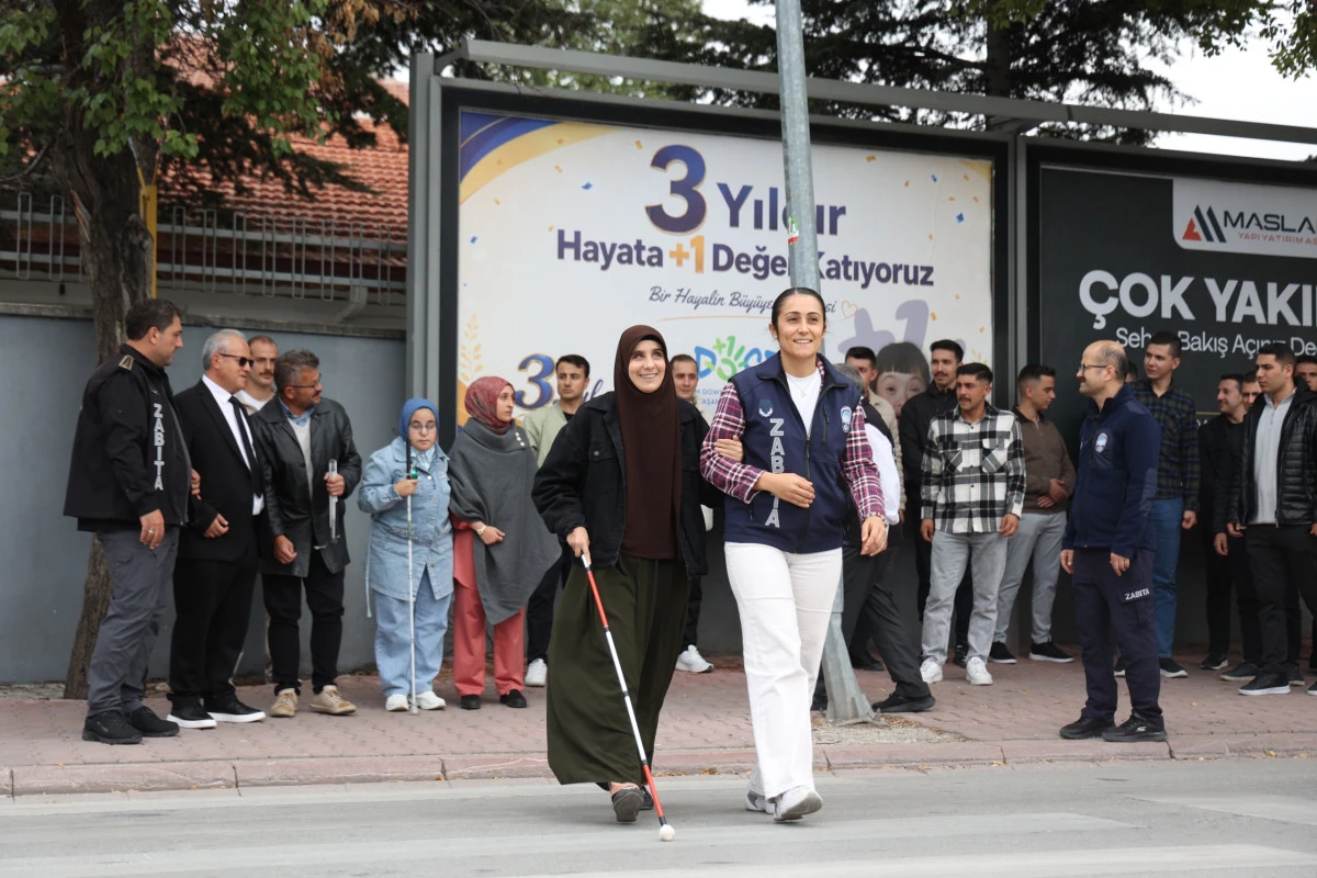 ZABITA PERSONELİNE G&Ouml;RME ENGELLİ BİREYLERDEN FARKINDALIK EĞİTİMİ