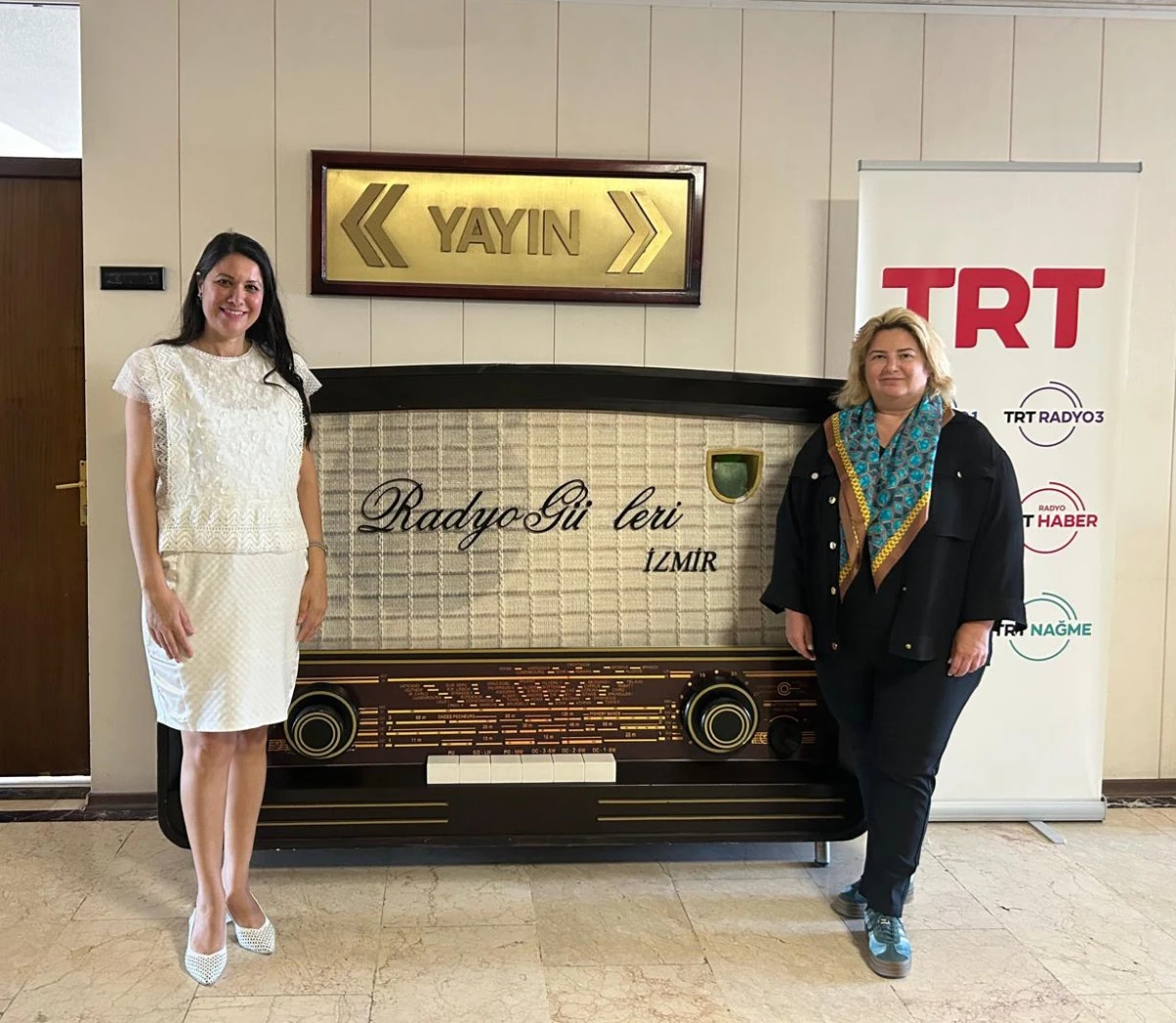 ZORLU, TRT RADYO'DA GELECEĞİN EKONOMİSİNİ DEĞERLENDİRDİ